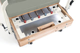 Cinco muelles del reformer Liveness PTX-500 con la cubierta abierta